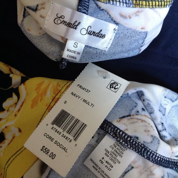 Racerback Printed Bodycon Dress_S Juniors - Picture 11 of 13